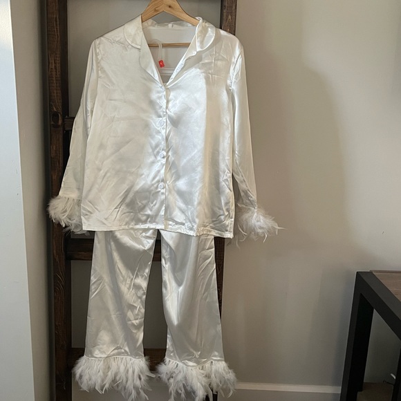 Silky White PJ Set - Picture 1 of 2